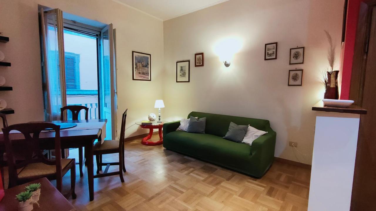 Casa Vacanze La Fontana วิแตร์โบ ภายนอก รูปภาพ